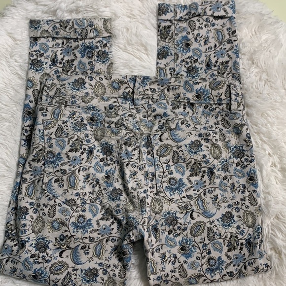 Loft Modern Crop White Paisley Jeans - Picture 6 of 13